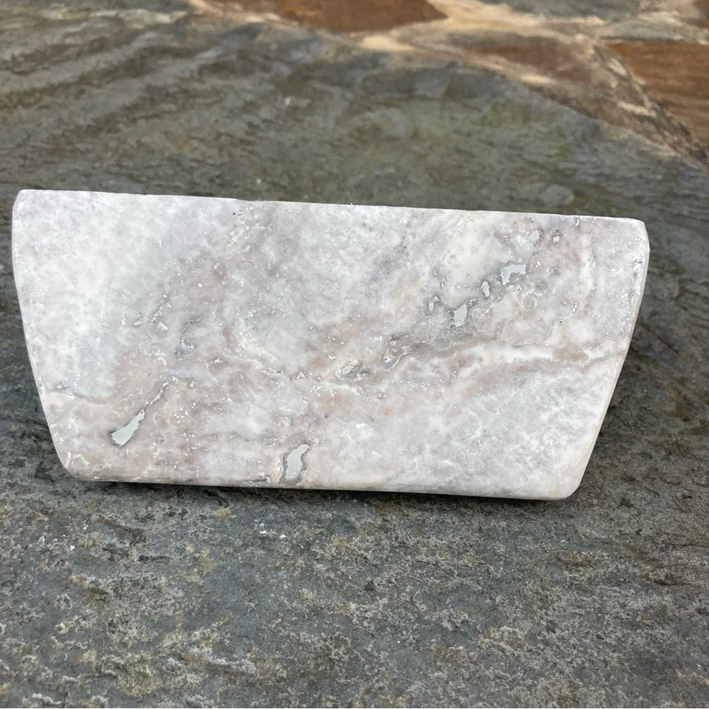 🌲 Travertine Soap Dish, Natural Stone. NWOT.